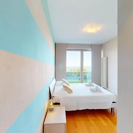 Апартаменты Horizon Luxury View By Bookinggardalake